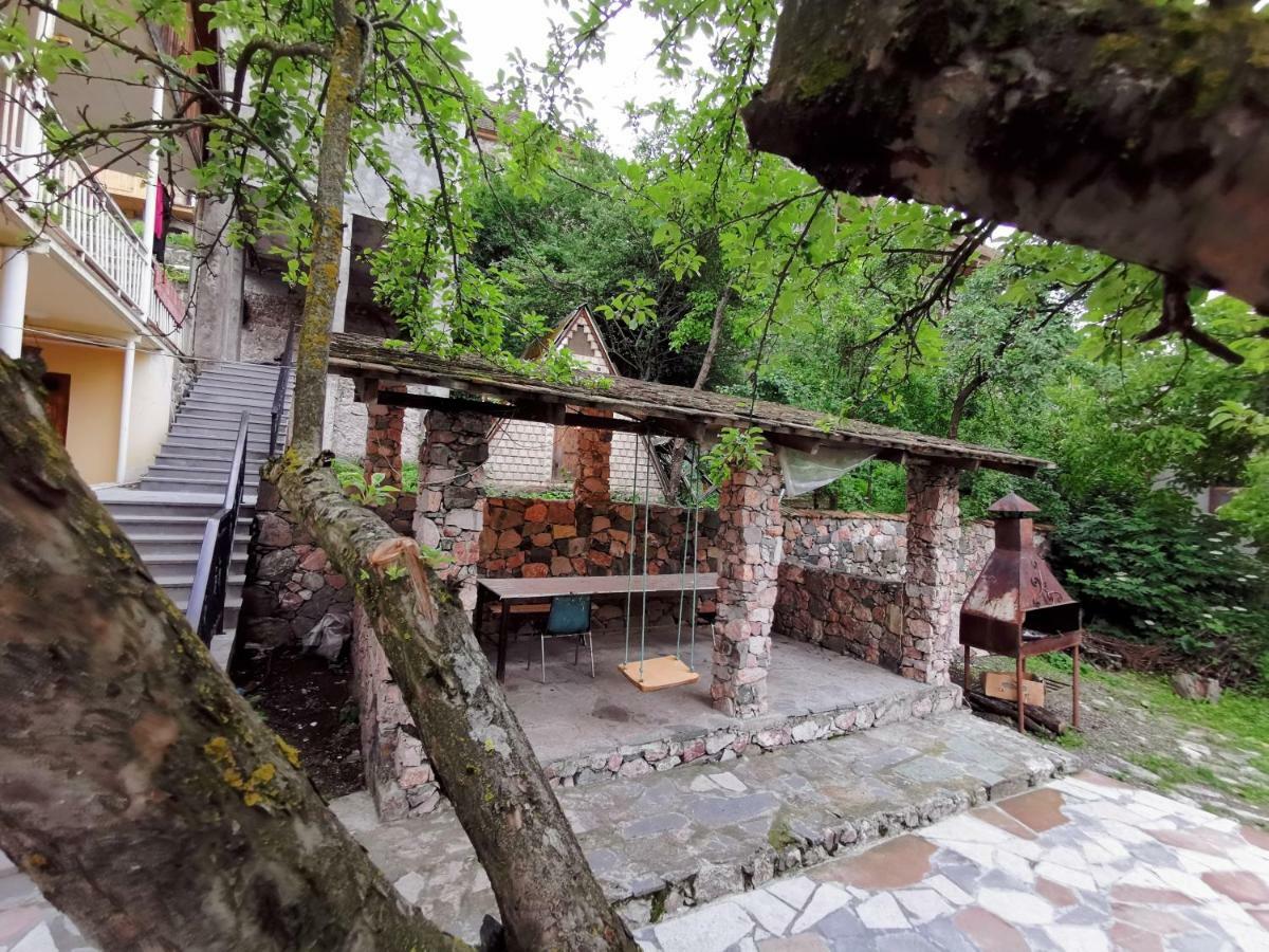 Old Dili Hotel Dilijan Exterior photo